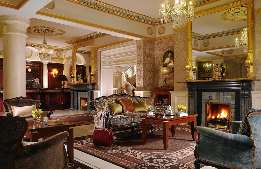 Buswells Hotel-1