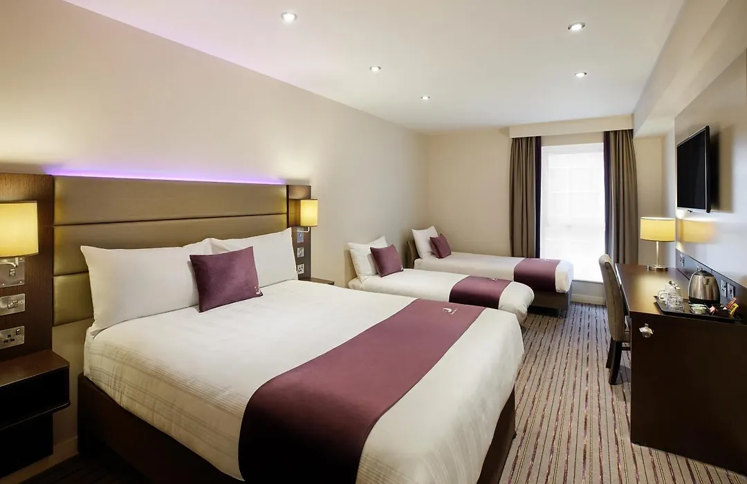 Premier Inn Dublin Airport-1