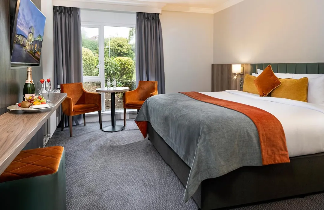 Greenhills Hotel Limerick-1