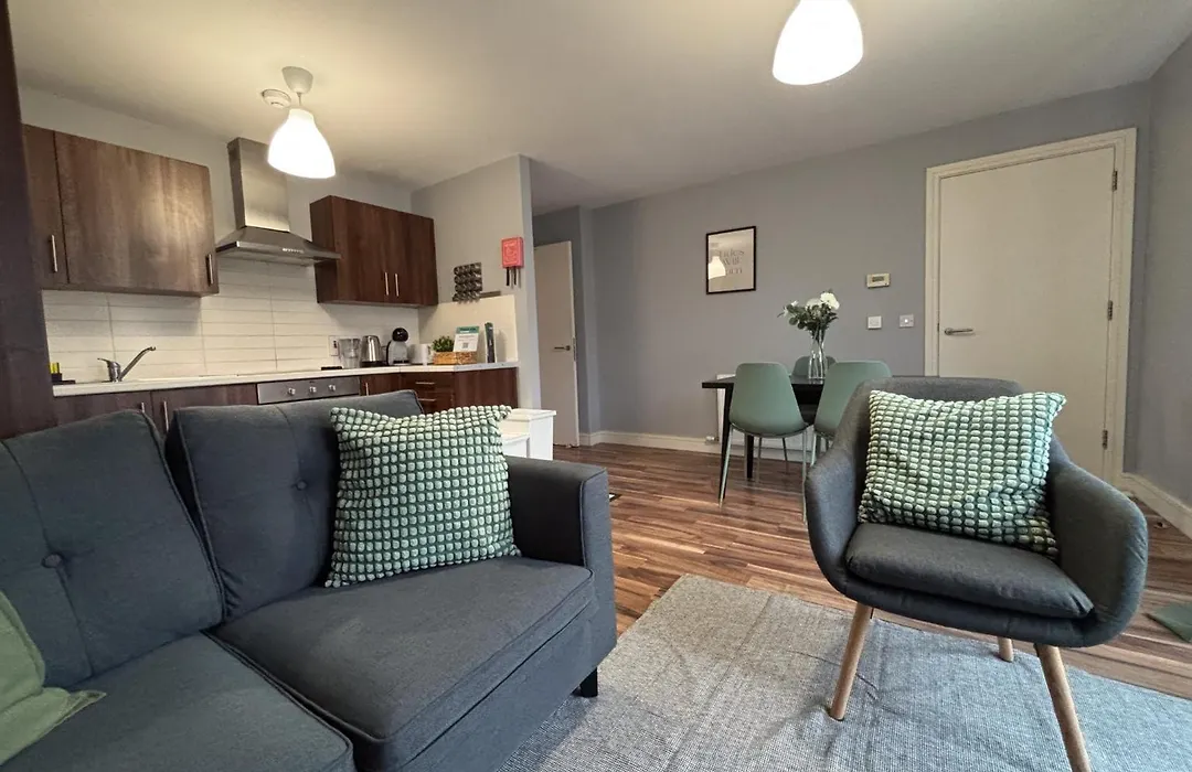 Leevin Stay Apartments City Center-1