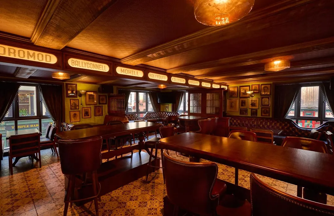 Wellington Temple Bar-1