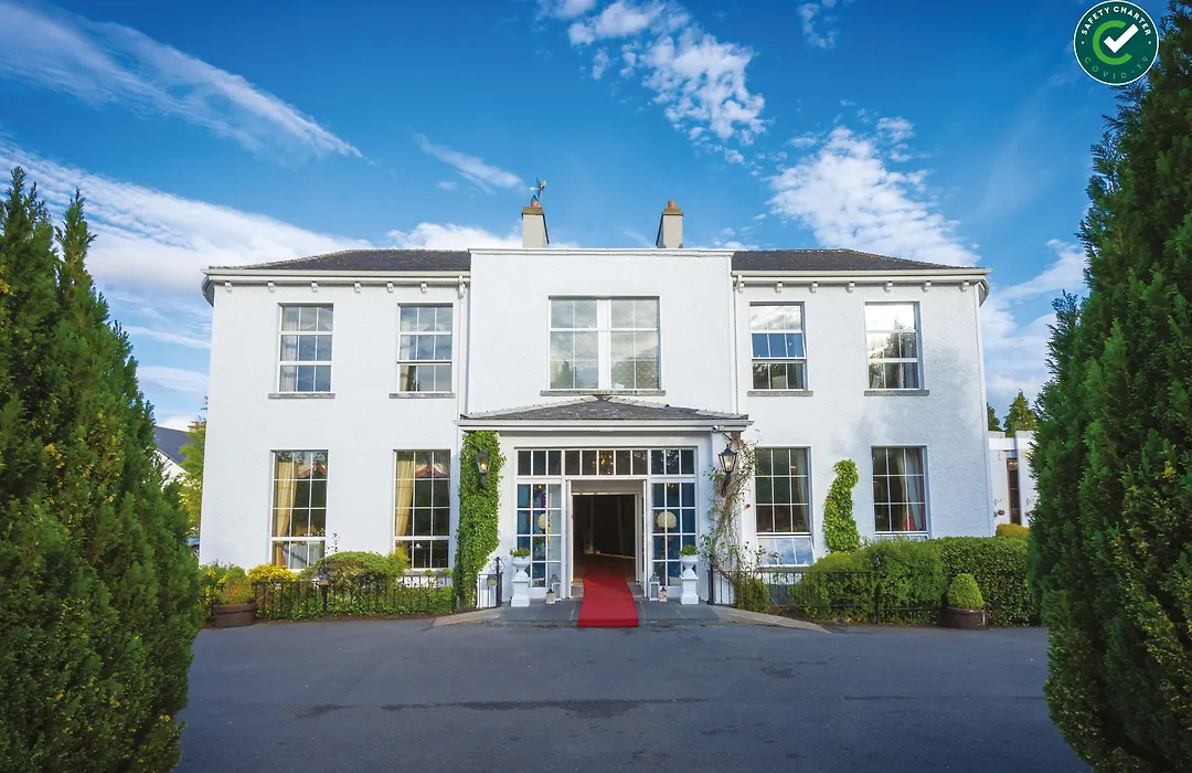 Castle Oaks House Hotel-1