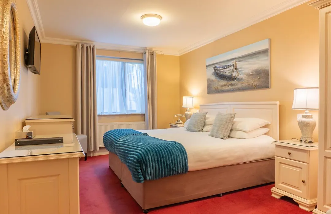 The Moorings Hotel & Seafood Restaurant-1