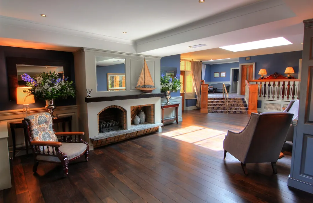 Devon Inn Hotel-1