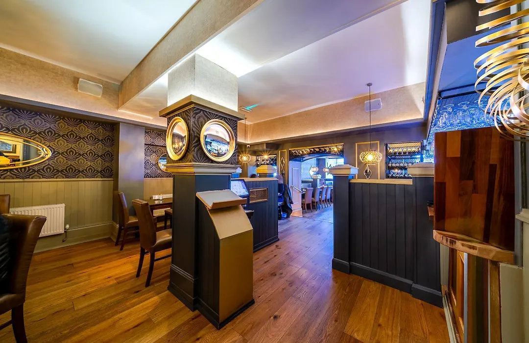 The Gateway Hotel-1