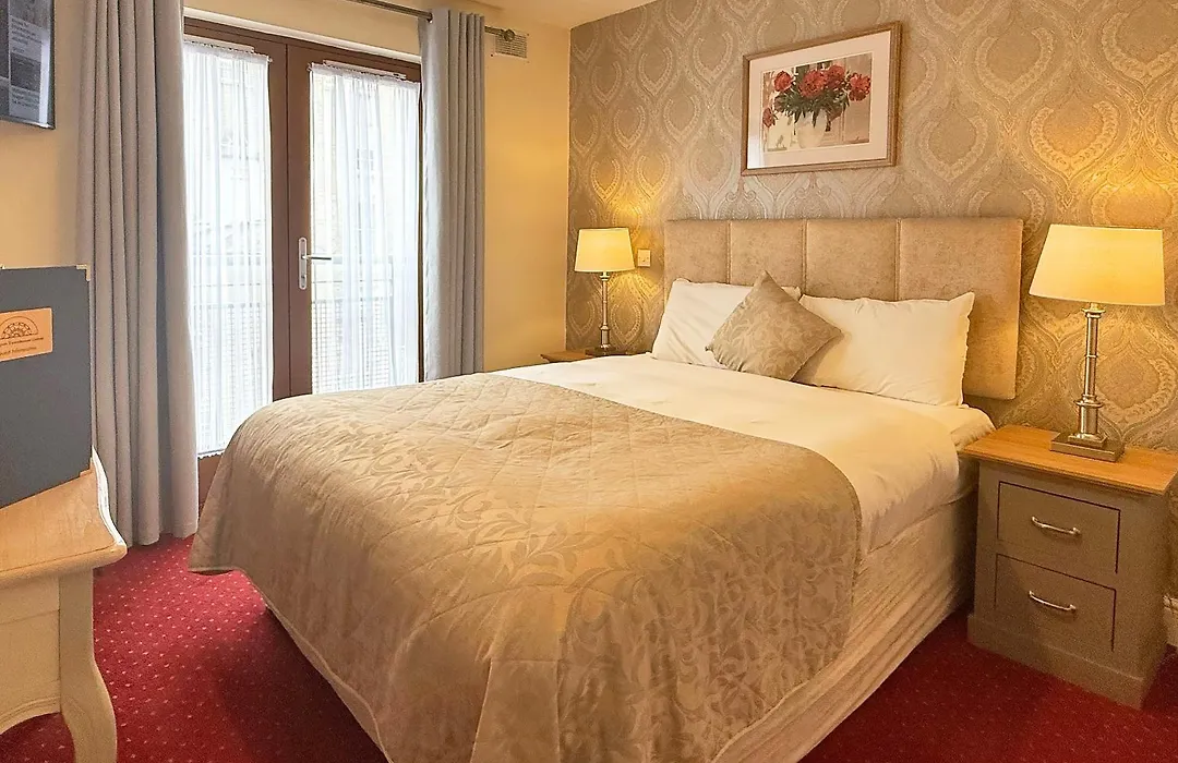 Baggot Court Townhouse-1