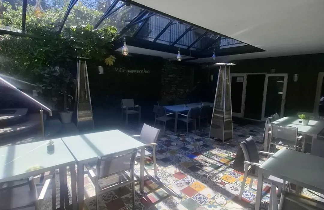 Quinlan & Cooke Boutique Townhouse And Qcs Seafood Restaurant-1