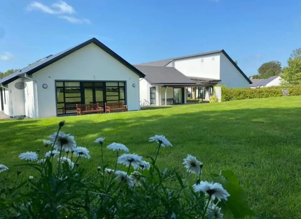 Father Peyton Centre, Ballina-1
