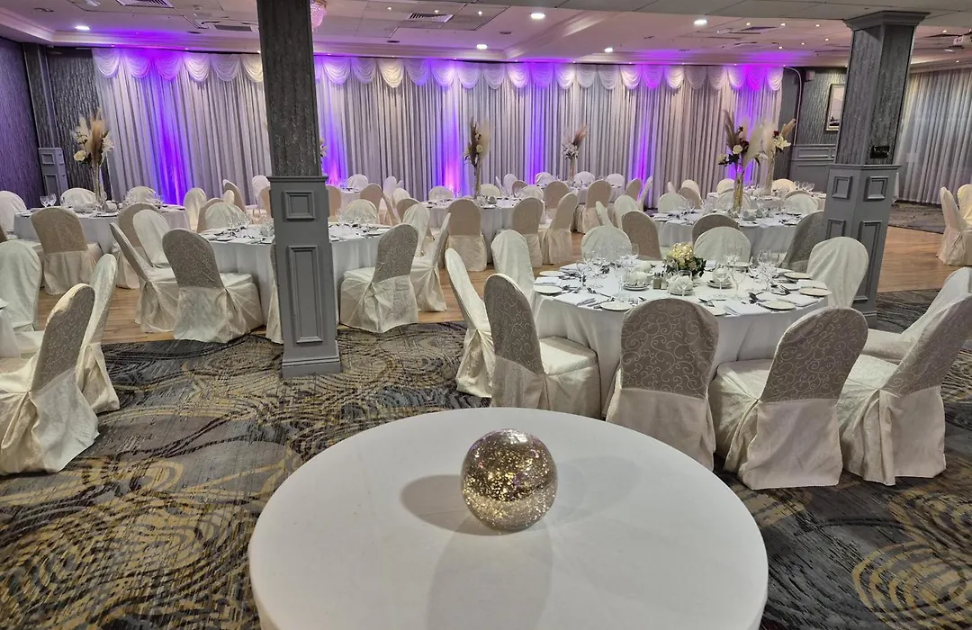 Treacys West County Conference And Leisure Centre-1