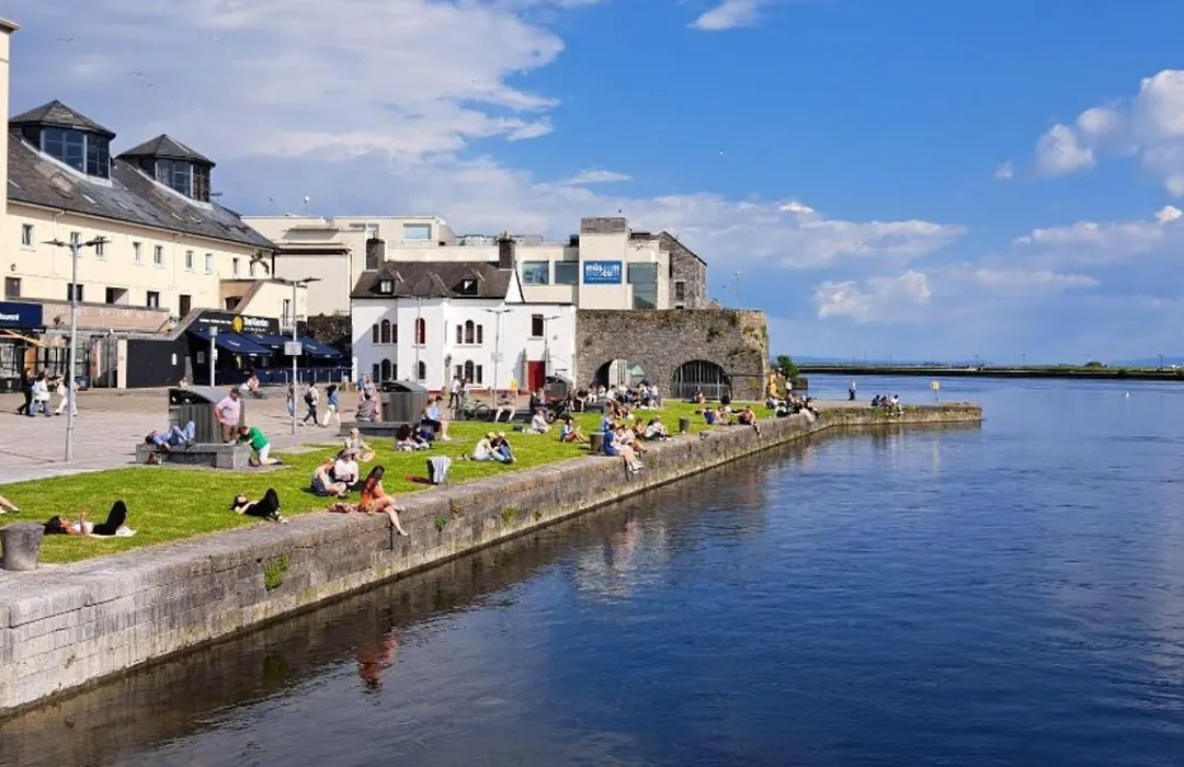 Eyre Square Hotel-1