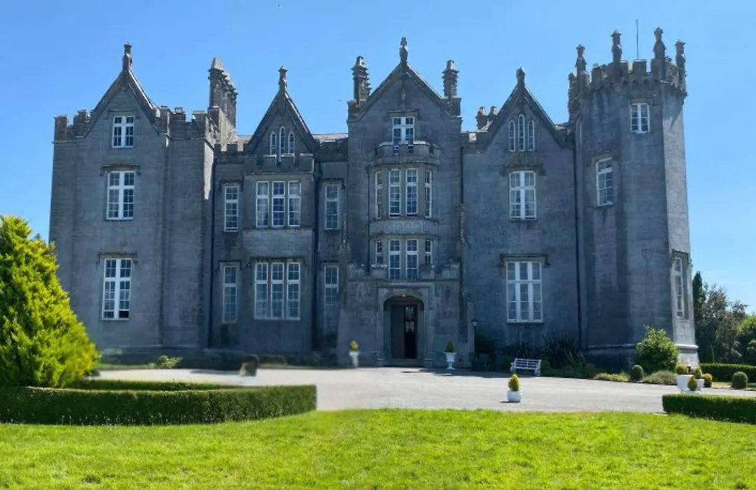Kinnitty Castle Hotel-1
