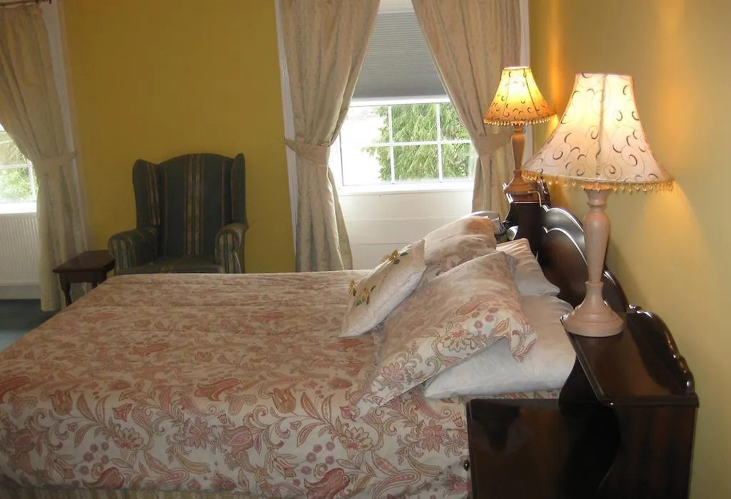 Glebe House-1