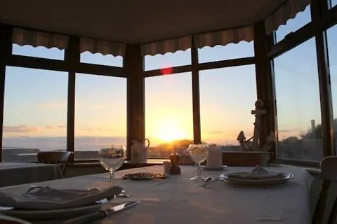 Clifden Bay Lodge-1