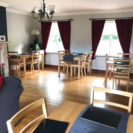 Grove Lodge B&B-3