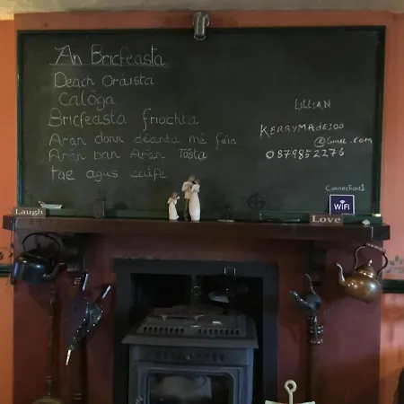 The Old School House B&B-3