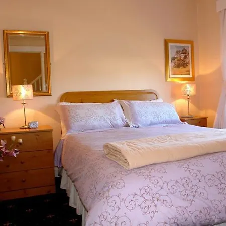Annandale House-2