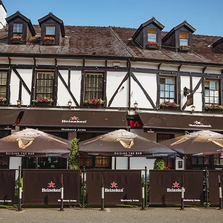 Muskerry Arms Bar And B&B-3