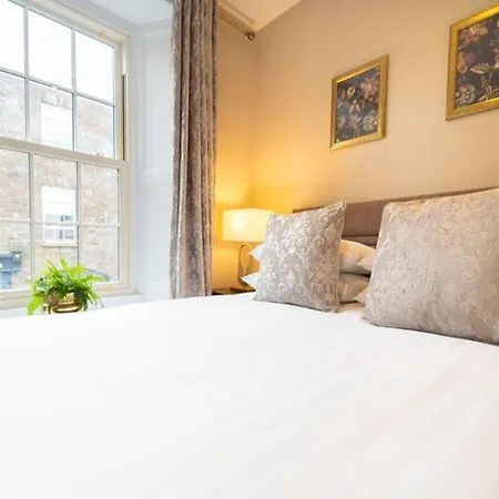 Adams Townhouse-2