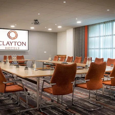Clayton Hotel Dublin Airport-2