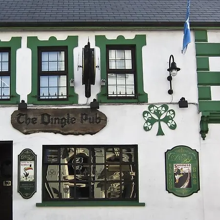 The Dingle Pub Rooms-3