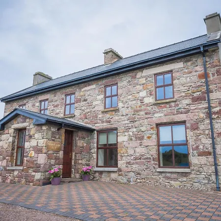 Nevins Newfield Inn Ltd-3
