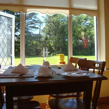 Hy Breasal B&B-3