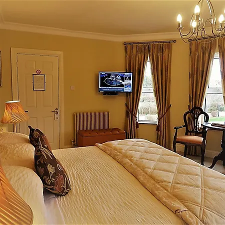 Brook Manor Lodge-2
