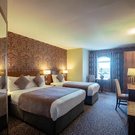 Holyrood Hotel - Leisure Centre & The Spa At Orchids-3