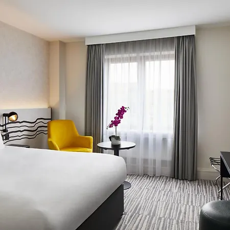 Leonardo Hotel Dublin Christchurch-3
