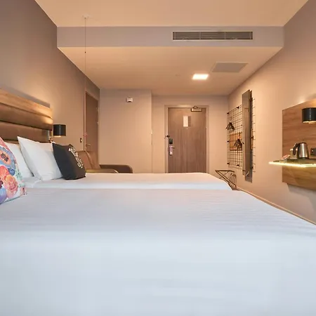 Moxy Dublin City-2
