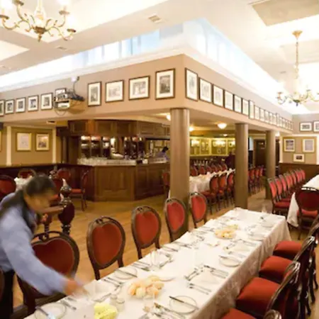 The Lansdowne Hotel-2