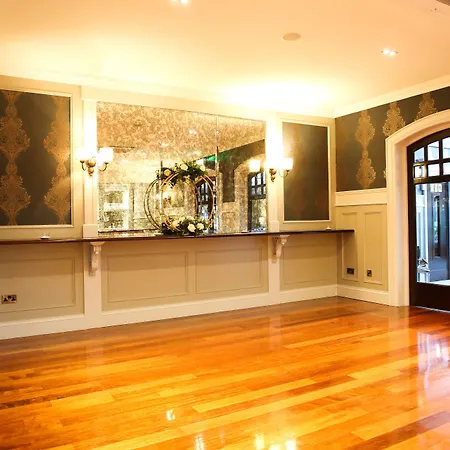 Mulroy Woods Hotel-2