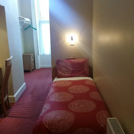 Parkway Guesthouse-3