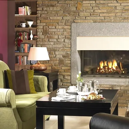 Horse & Jockey Hotel-2