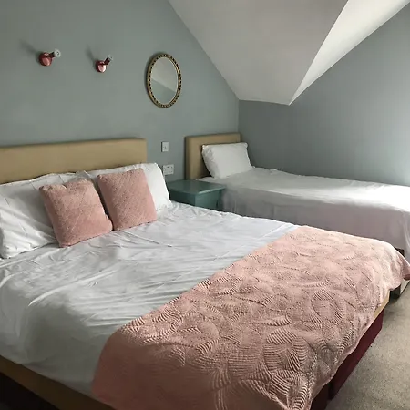 Rolling Wave Guesthouse-2