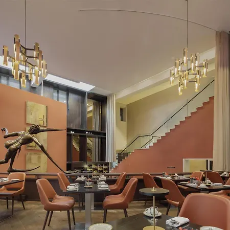 The Morrison Dublin, Curio Collection By Hilton-3