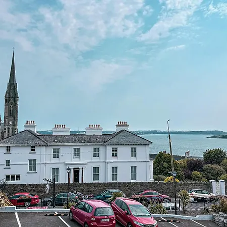 Bella Vista Hotel & Self Catering Suites-2