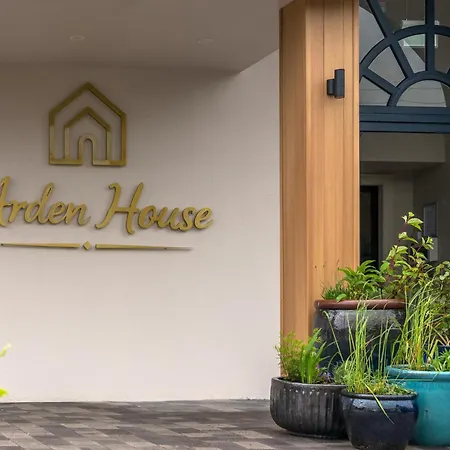 Arden House-3