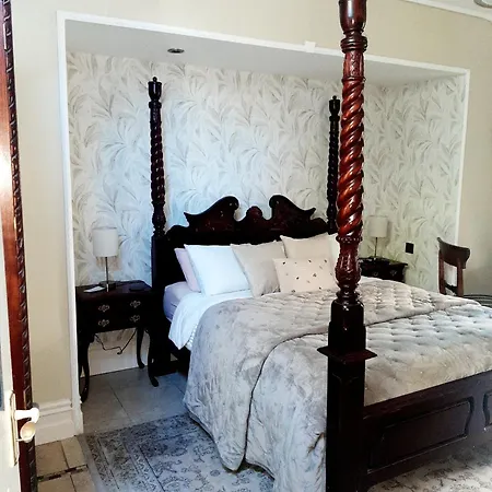 Riverside Lodge-2