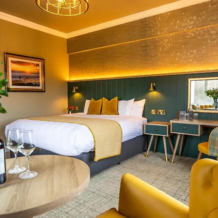 Falls Hotel & Spa-3