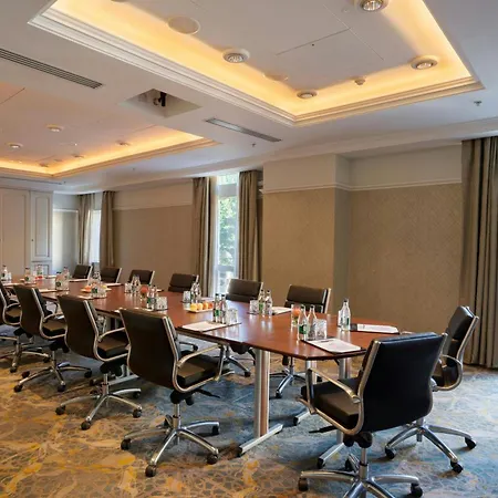 The College Green Dublin Hotel, Autograph Collection-2
