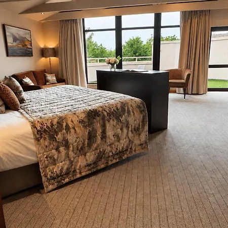 Westport Woods Hotel & Spa-3