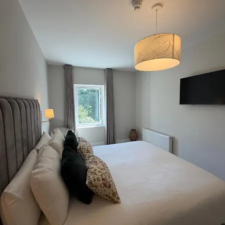 The Grove Lodge Guesthouse-2