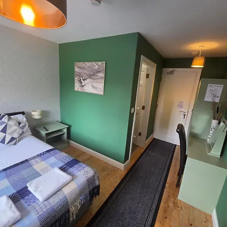 Ely House B&B-3