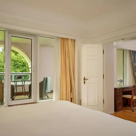 Powerscourt Hotel, Autograph Collection-3