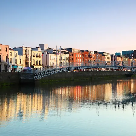 Hilton Garden Inn Dublin City Centre-3