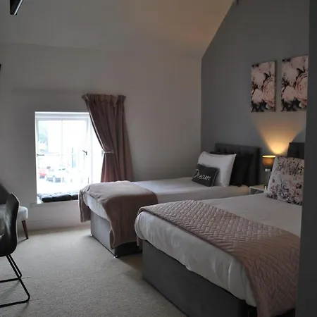 Atlantic Lodge, Main Street Ardara-3