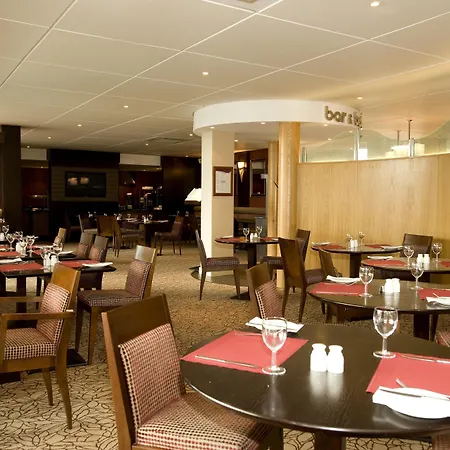 Premier Inn Dublin Airport-2