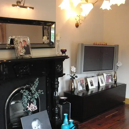 Woodlands House-3