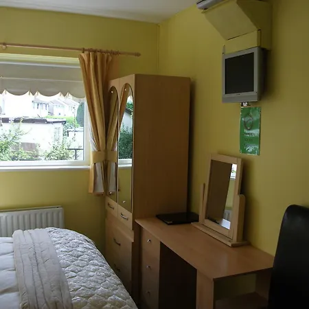 Aaron Vale B&B-3